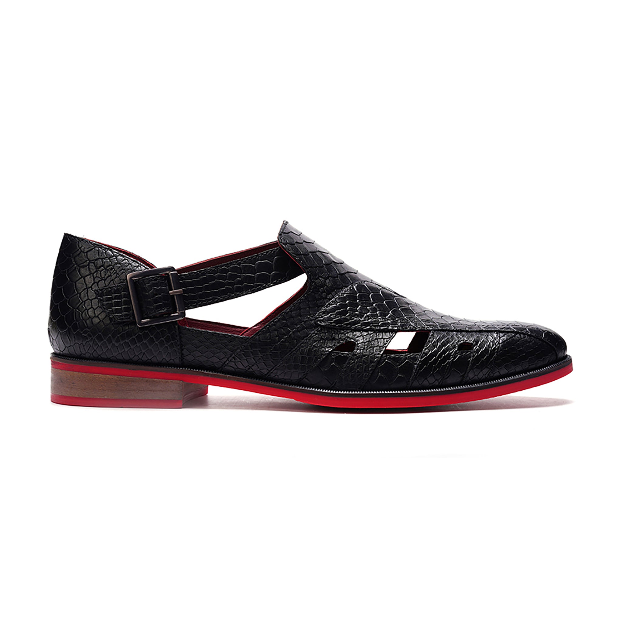 Aura Fisherman Sandal // Black